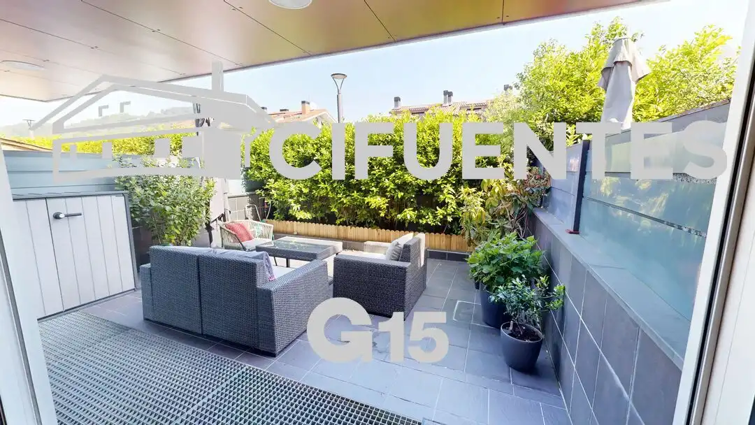 Terraza de Piso en venta en Orio con Aire acondicionado, Calefacción y Jardín privado