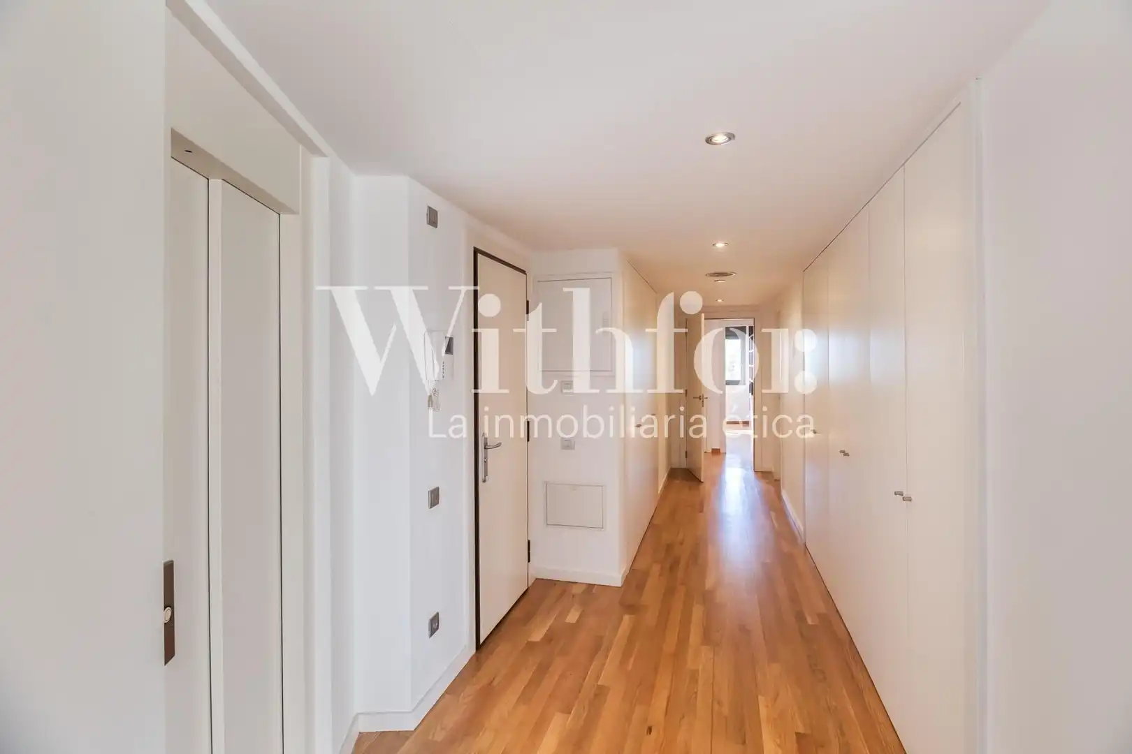 Attic for sale in Barcelona  with Air Conditioner, Heating and Terrace