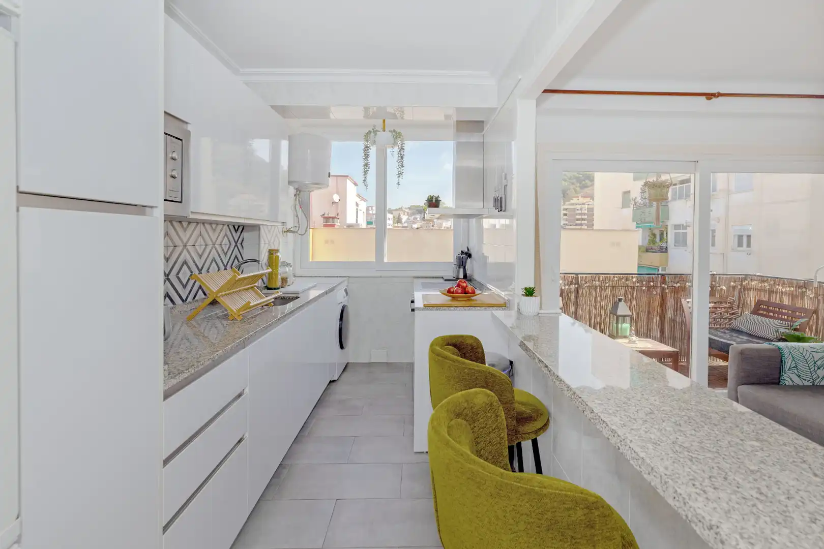 Kitchen of Flat for sale in Málaga  with Air Conditioner, Heating and Terrace