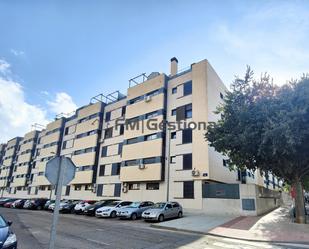 Exterior view of Apartment to rent in Valdemoro  with Air Conditioner, Heating and Furnished