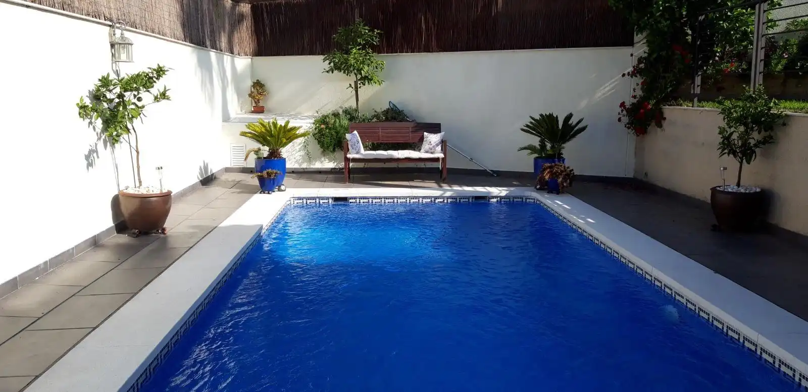 Piscina de Casa o chalet en venta en Algeciras con Aire acondicionado, Jardín privado y Terraza