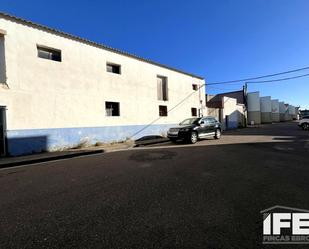 Exterior view of Industrial buildings for sale in Alagón