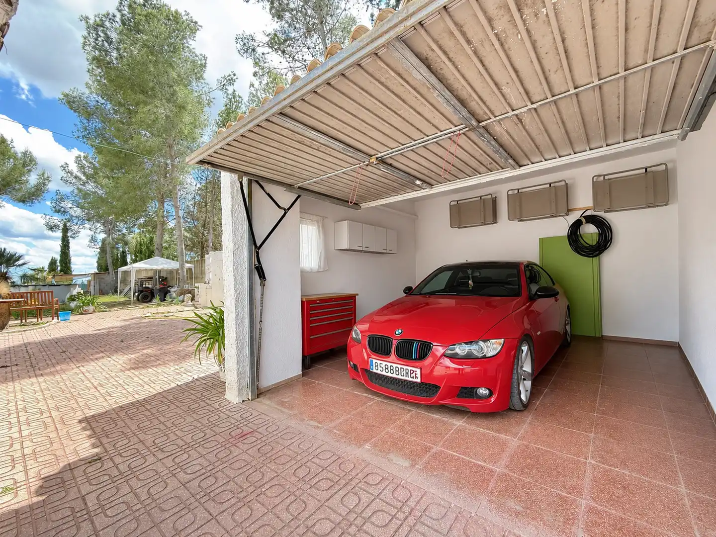 Parking de Casa o chalet en venta en Godelleta con Aire acondicionado, Calefacción y Jardín privado
