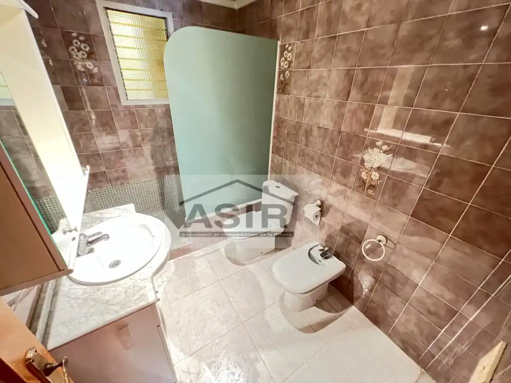 Badezimmer von Wohnung zur Miete in Alzira