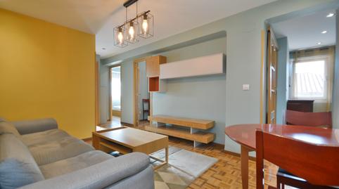 Foto 2 de Piso de alquiler en Calle de Juan de Urbieta, Pacífico,  Madrid Capital