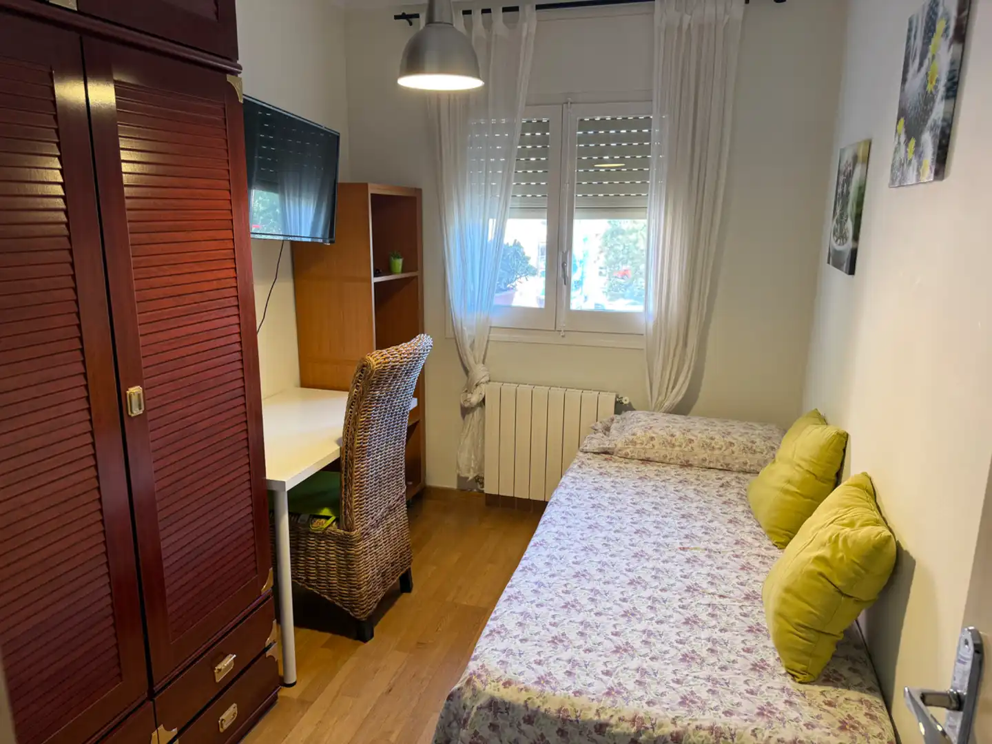 Dormitori de Pis en venda en Sabadell amb Aire condicionat, Calefacció i Parquet