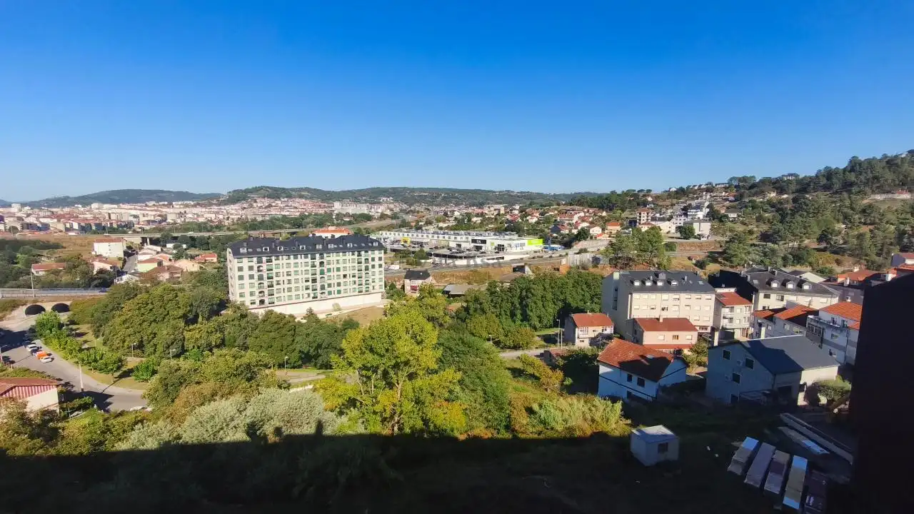 Vista exterior de Dúplex de alquiler en Barbadás con Calefacción, Parquet y Amueblado