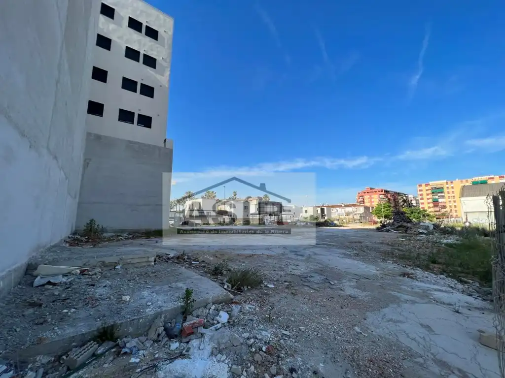 Terreno residencial en venta en Casc Urbà, imagen 7