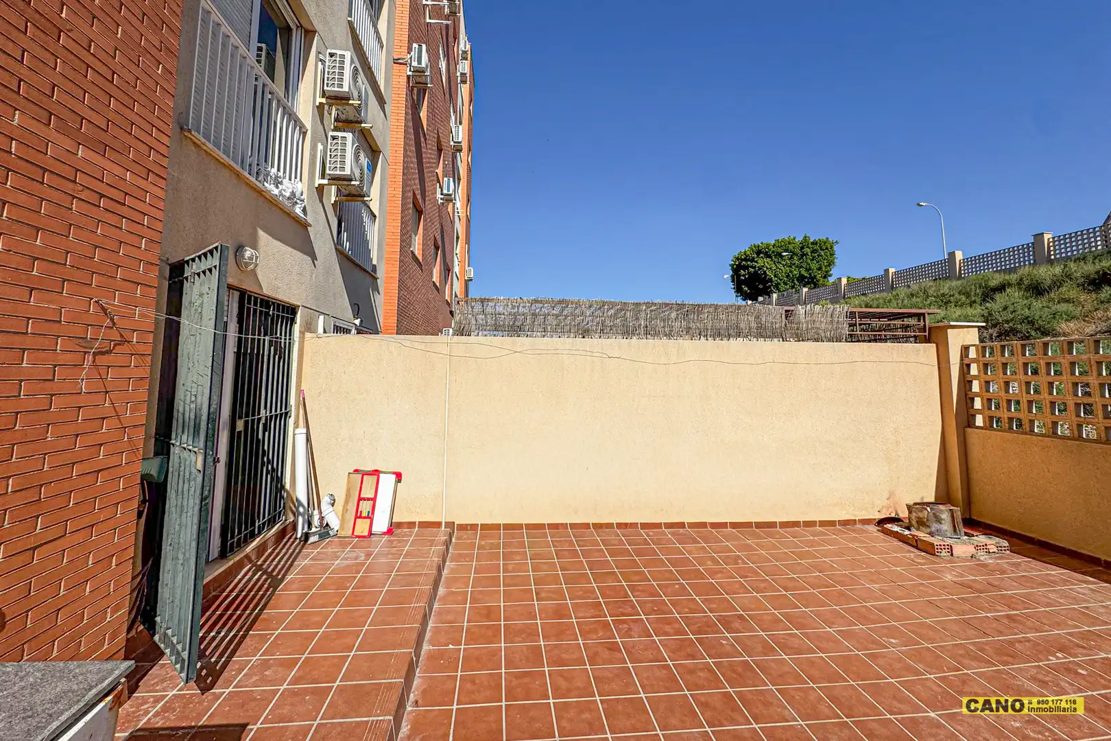 Terrassa de Pis en venda en Almería amb Terrassa