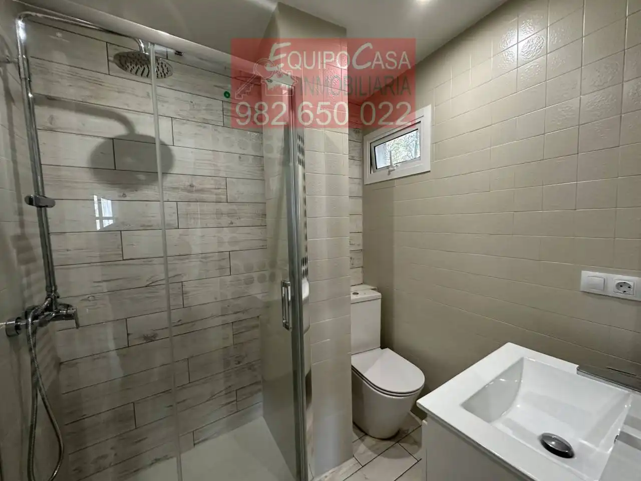 Badezimmer von Maisonette zur Miete in Lugo mit Heizung, Terrasse und Möbliert