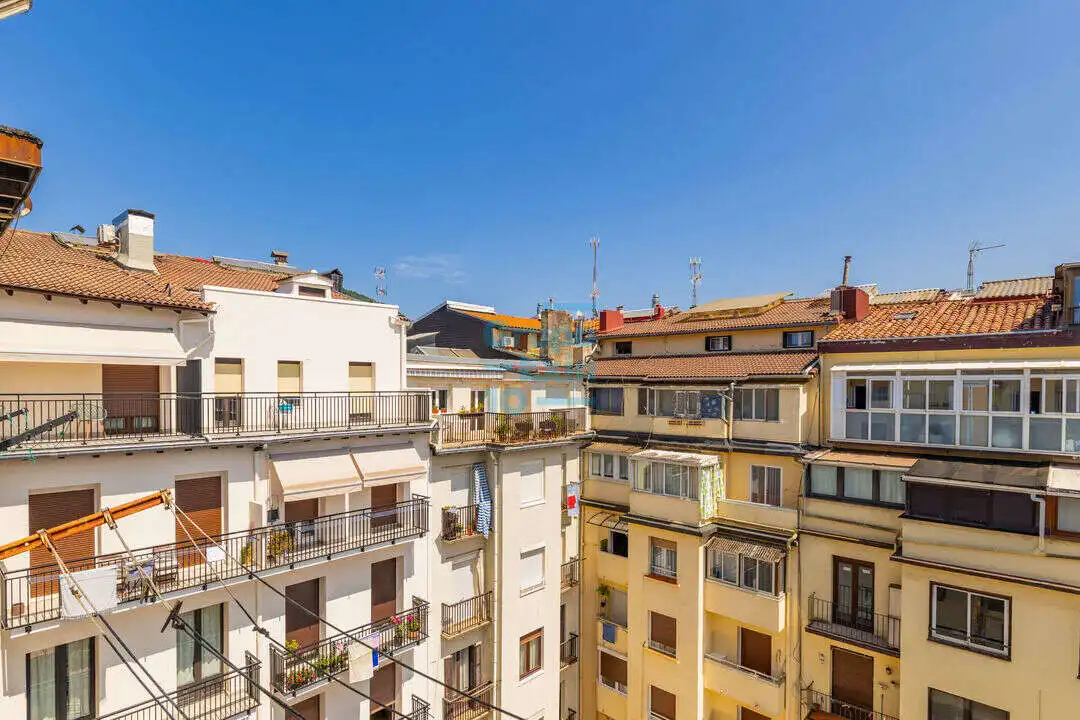 Terraza de Piso en venta en Donostia - San Sebastián  con Calefacción y Balcón