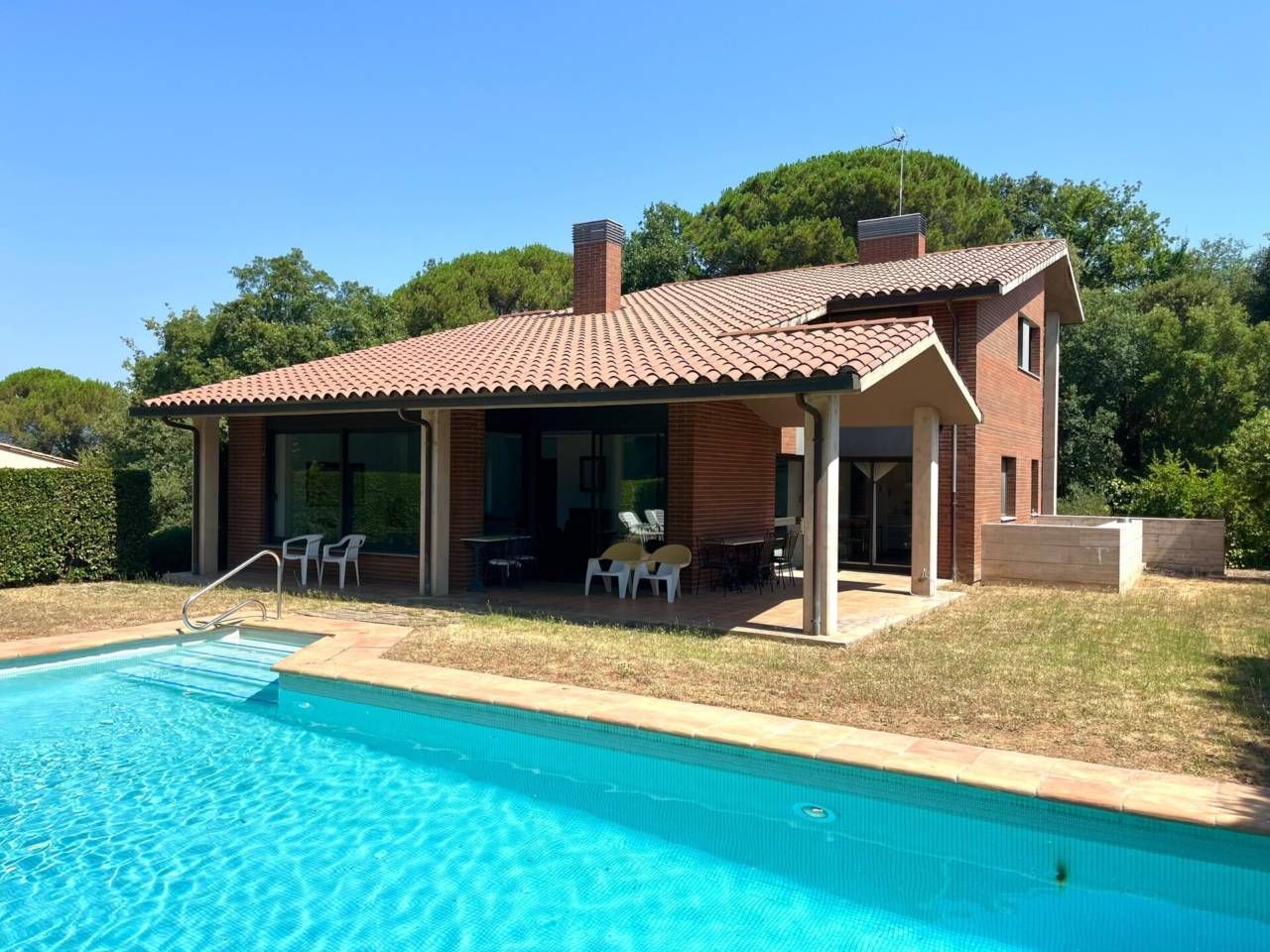 Swimming pool of House or chalet for sale in Fornells de la Selva  with Air Conditioner, Heating and Private garden