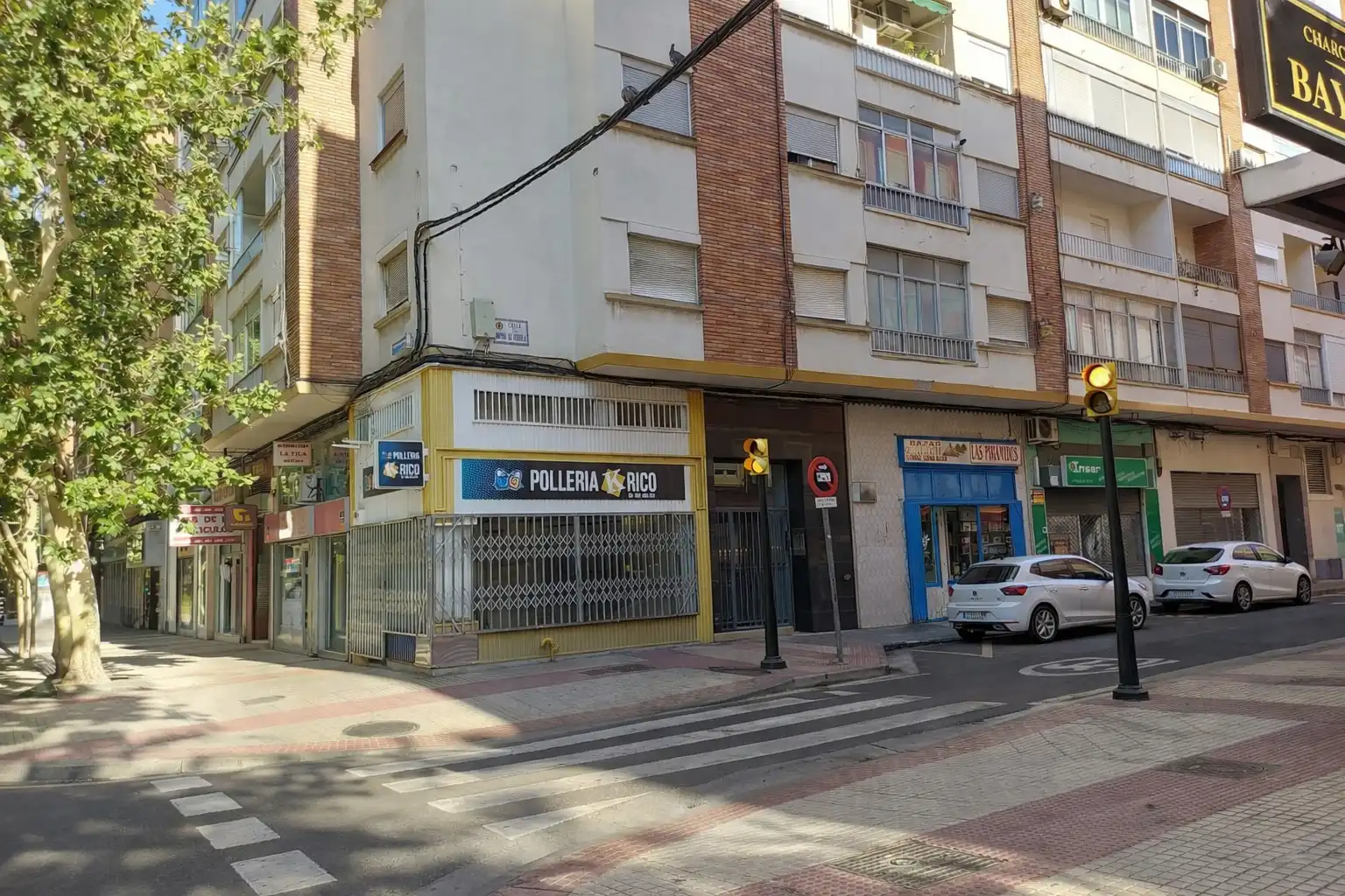 Vista exterior de Local de lloguer en Zaragoza