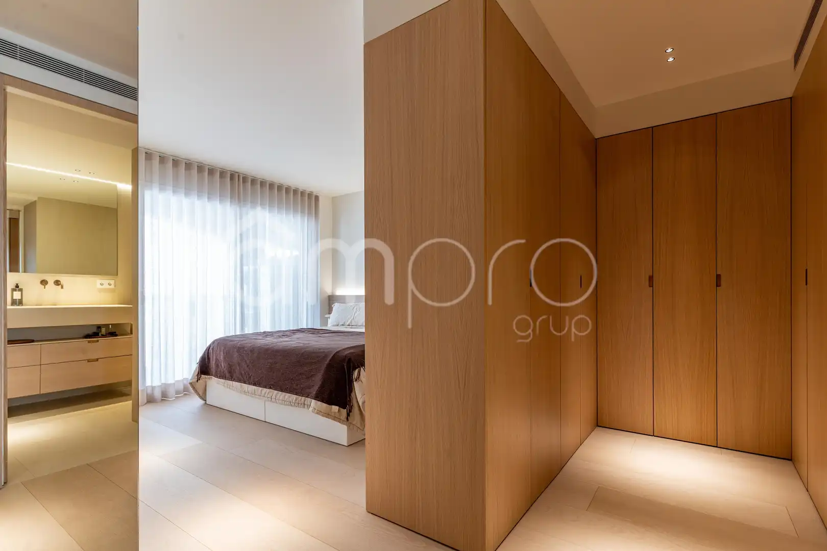 Schlafzimmer von Wohnung zum Verkauf in Salou mit Klimaanlage, Heizung und Terrasse