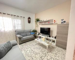 Sala d'estar de Casa o xalet en venda en Las Palmas de Gran Canaria amb Terrassa, Traster i Balcó