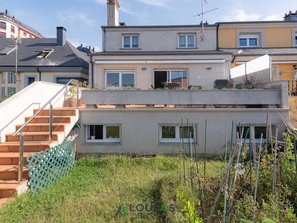 Vista exterior de Casa o chalet en venta en Lugo