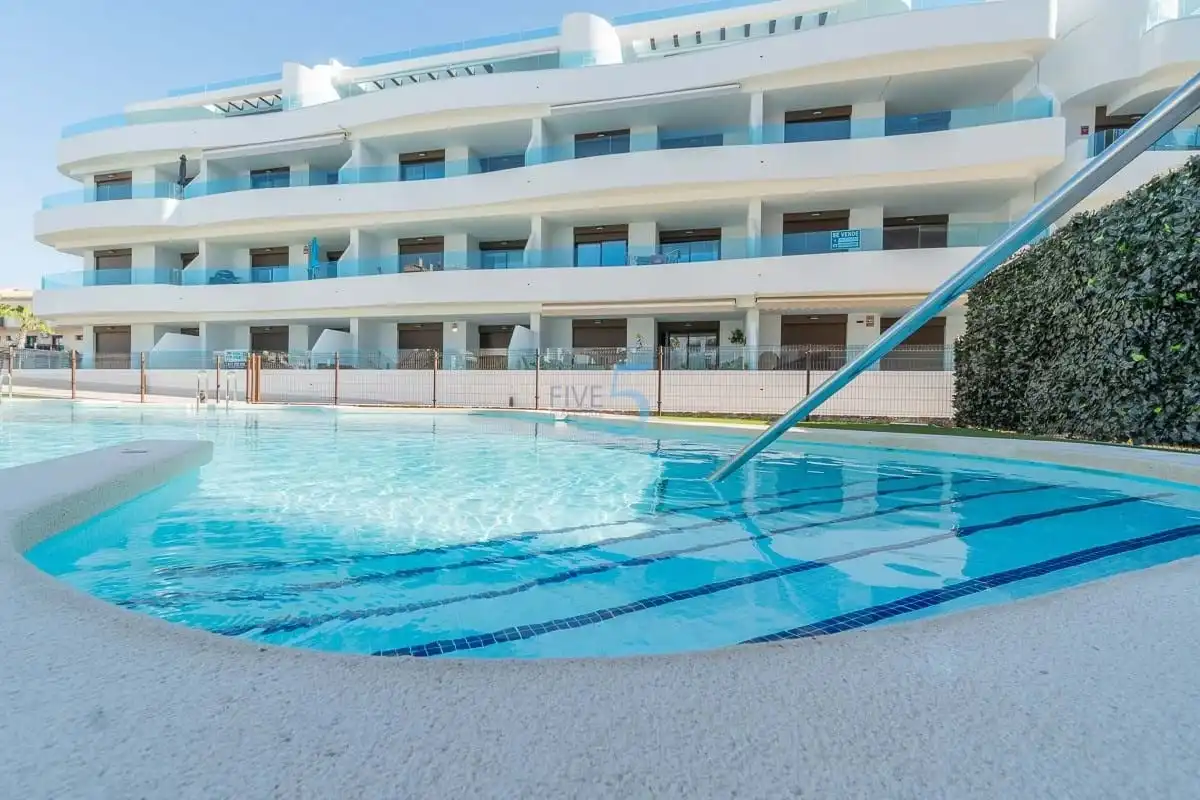 Pis amb piscina en venda a Orihuela Costa, imagen 2
