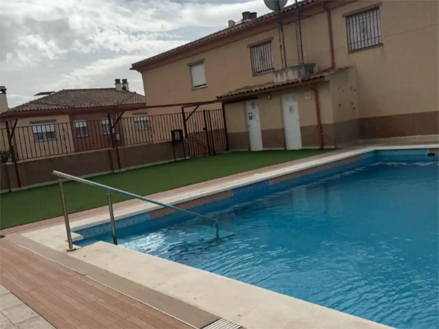 Piscina de Casa adosada en venda en Alfacar amb Aire condicionat, Parquet i Piscina