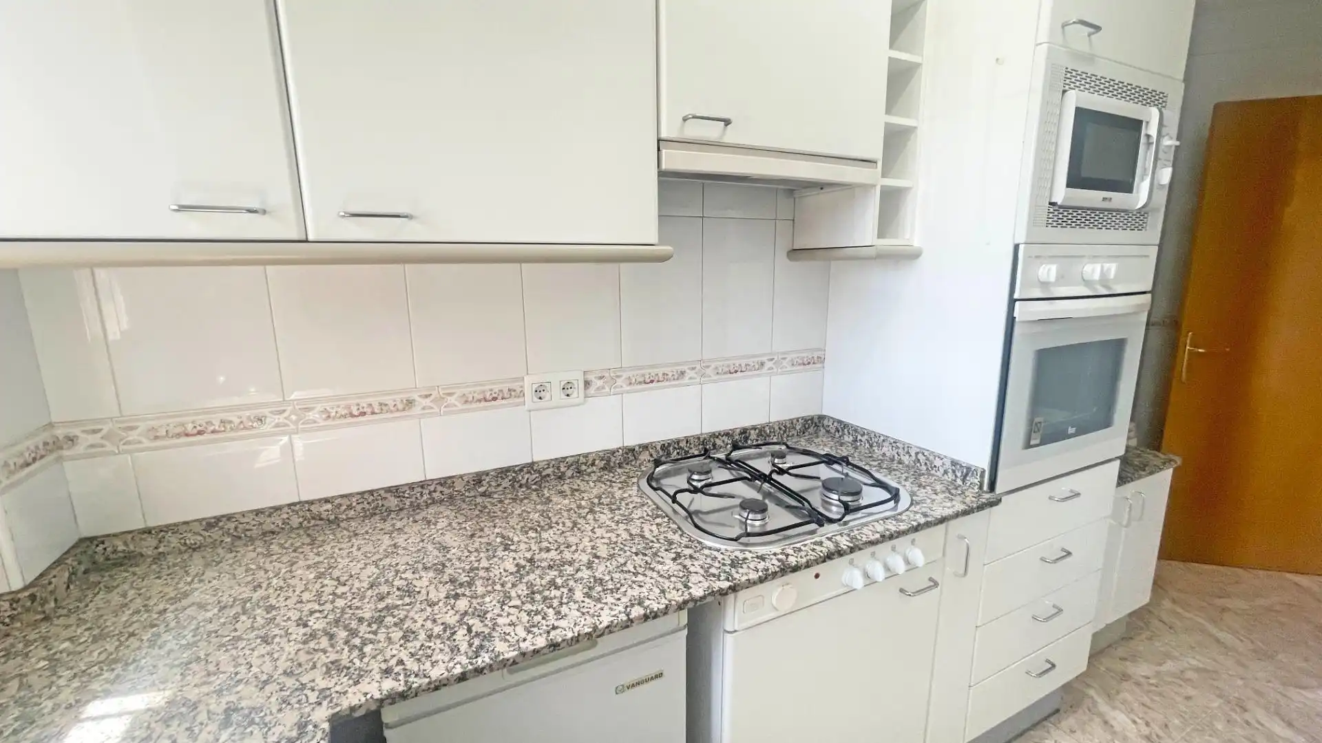 Bajo en venta en Ponent, imagen 9