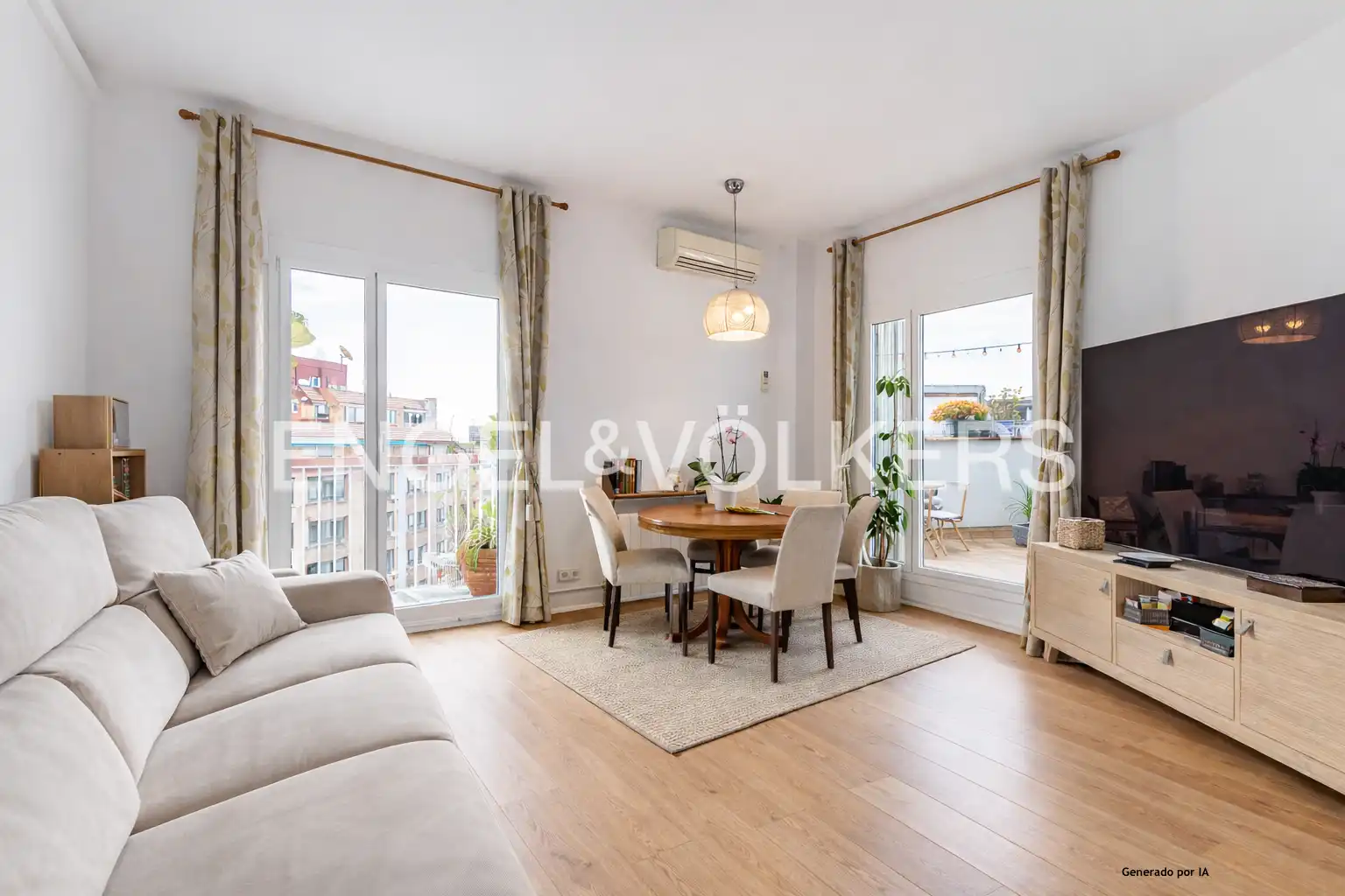 Außenansicht von Wohnung zum Verkauf in  Barcelona Capital mit Klimaanlage, Heizung und Terrasse