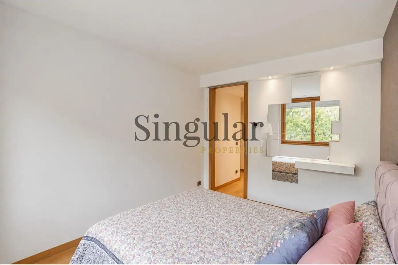 Habitación de Piso en venta en Barcelona con Aire acondicionado, Calefacción y Terraza