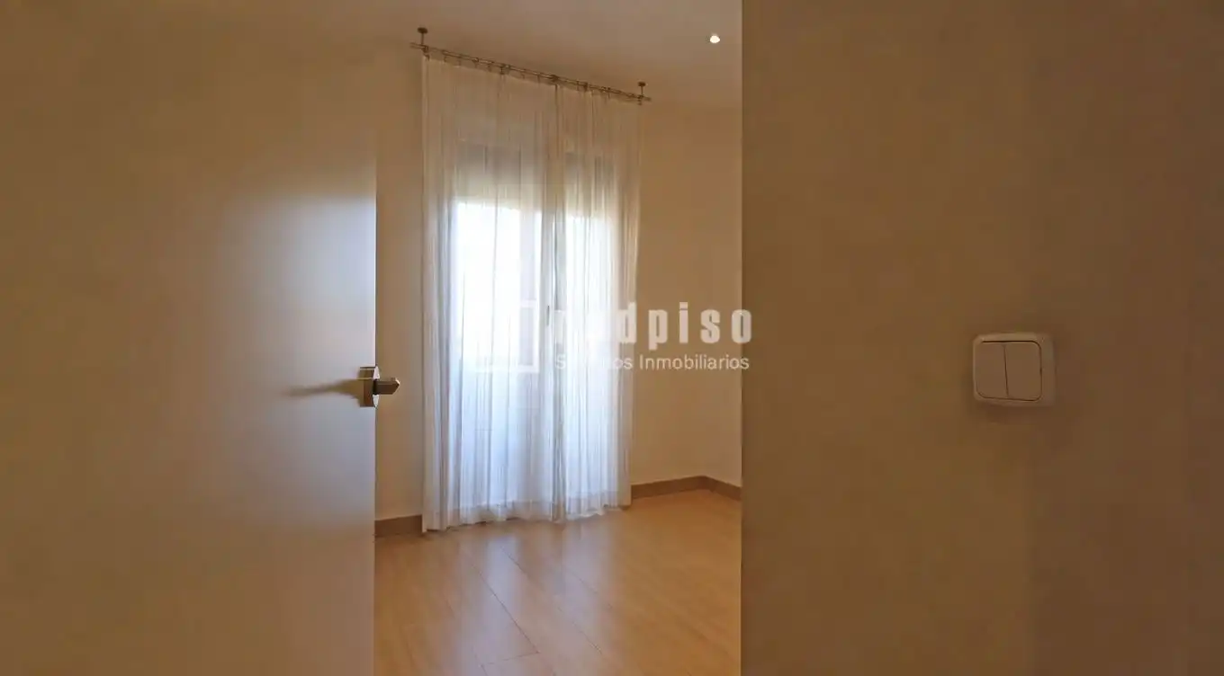 Habitación de Piso de alquiler en Madrid con Aire acondicionado y Calefacción