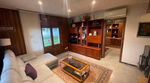 Foto 2 de Casa adosada en venda a Olot, Girona