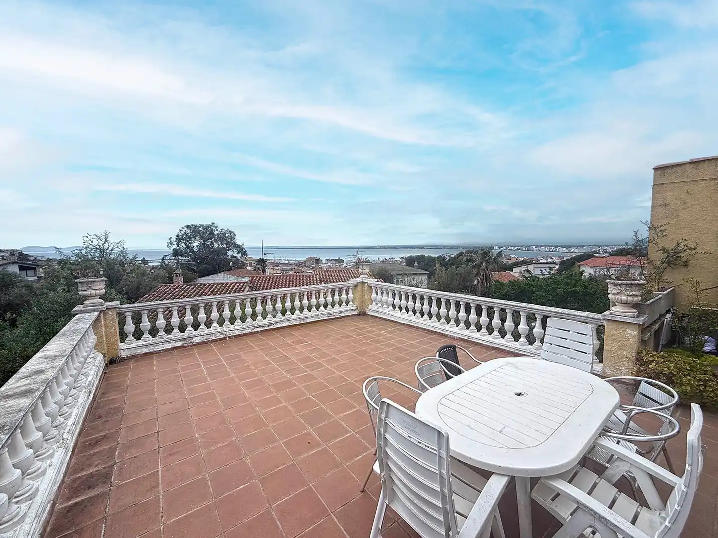 Terrassa de Casa o xalet en venda en Roses amb Aire condicionat, Calefacció i Jardí privat