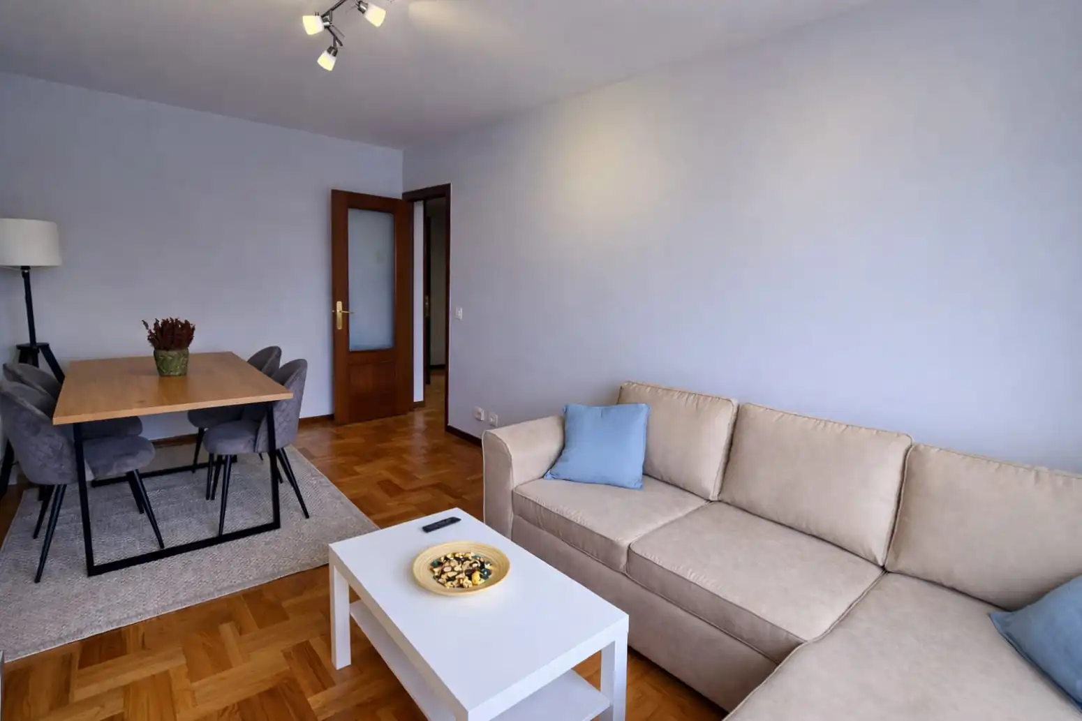 Wohnung zur Miete in Gijón - Luarca, El Polígono