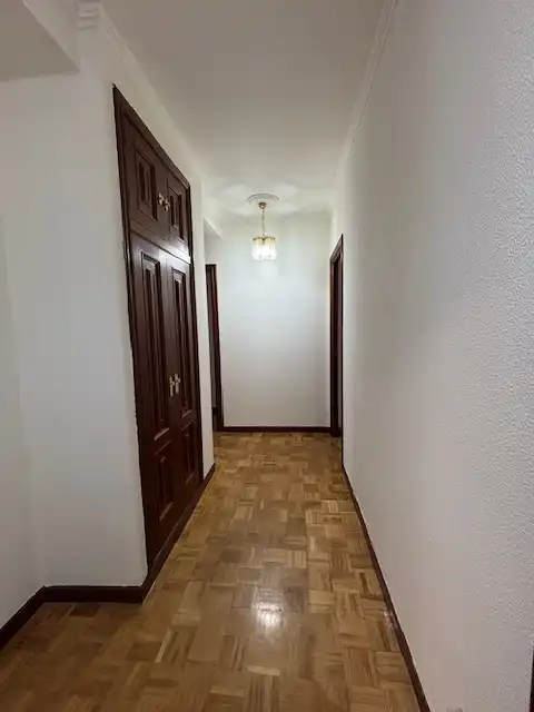 Pis de lloguer a Caranza