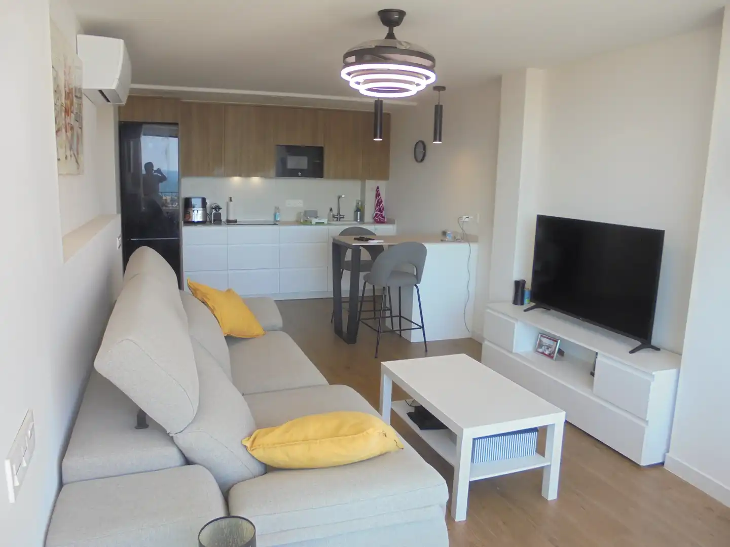 Sala de estar de Apartamento en venta en Benicasim / Benicàssim con Aire acondicionado, Terraza y Amueblado