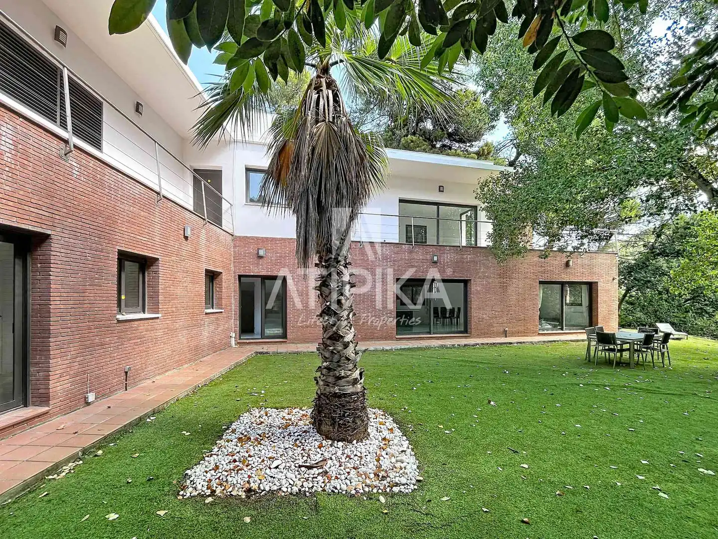 Casa con piscina en venta en Les Planes, imagen 2
