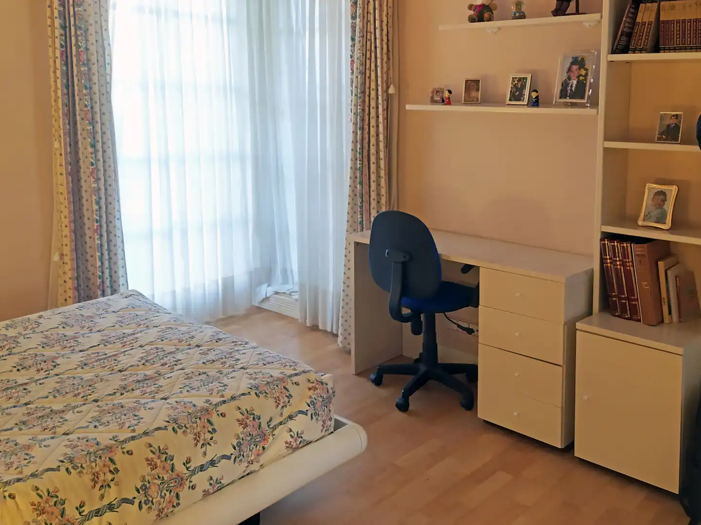 Habitación de Casa o chalet en venta en  Logroño con Calefacción, Terraza y Trastero