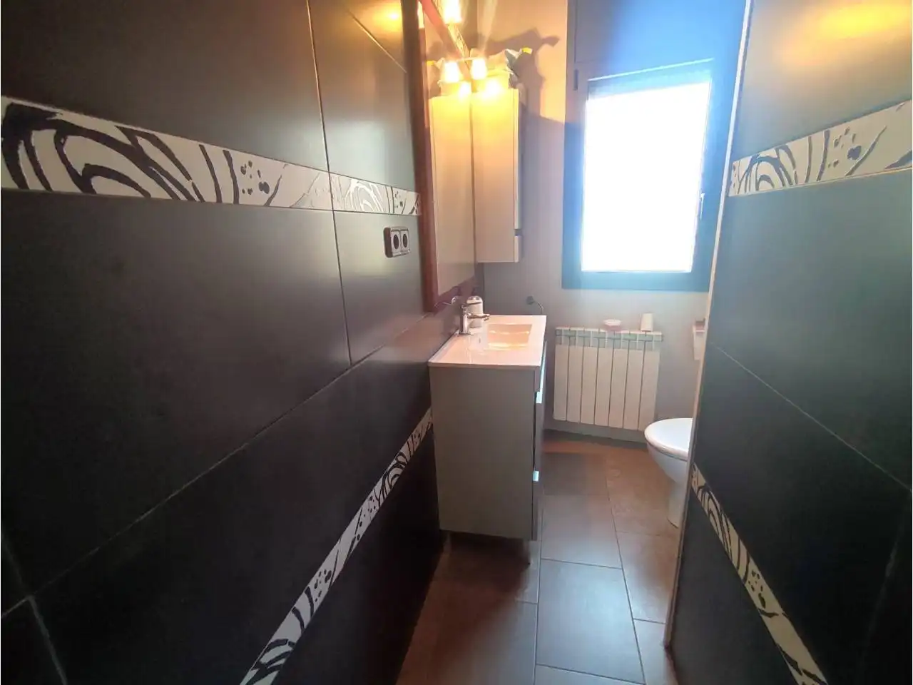 Bathroom of Flat for sale in Torrelavit  with Air Conditioner, Heating and Terrace
