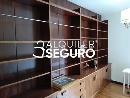 Piso de alquiler en Vitoria - Gasteiz con Calefacción