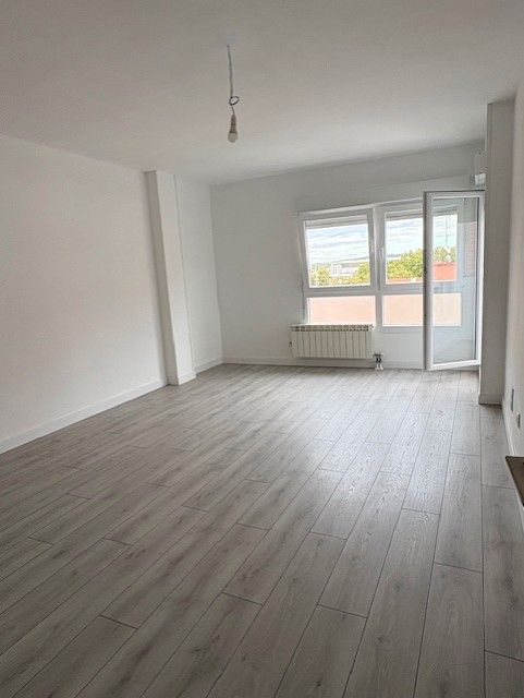 Bedroom of Flat for sale in Valladolid Capital  with Heating