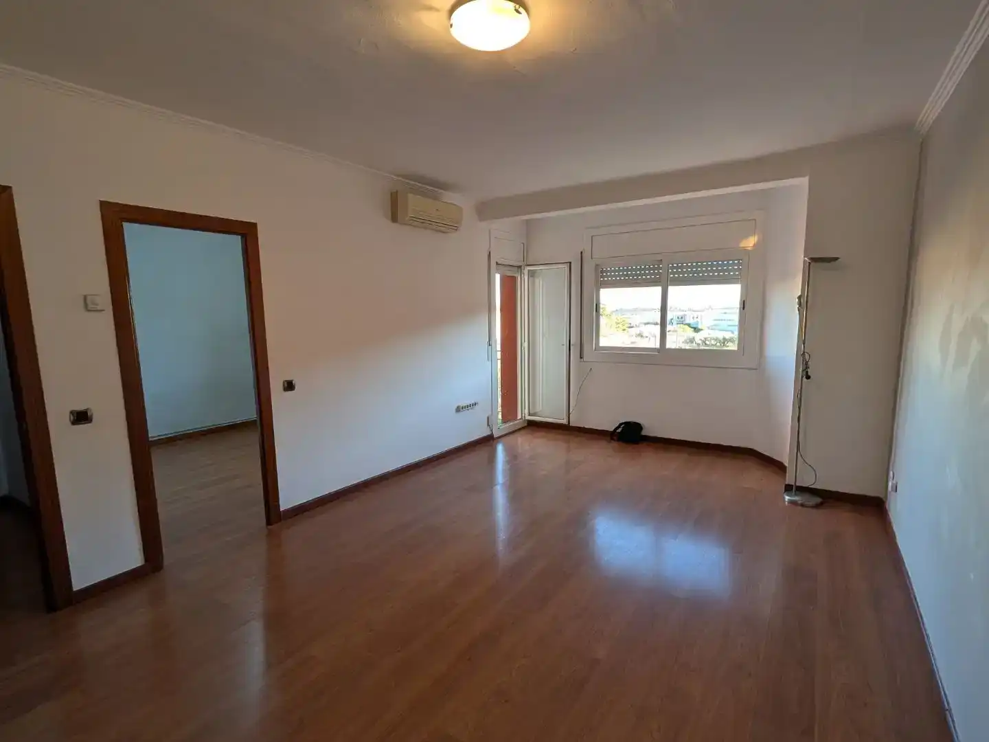 Sala d'estar de Pis en venda en Esparreguera amb Aire condicionat i Balcó