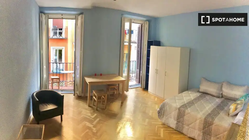 Habitació a Embajadores - Lavapiés