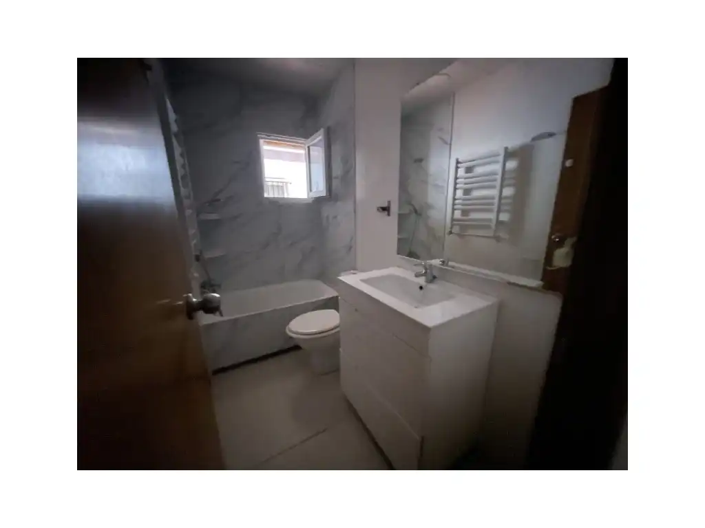Flat with lift for sale in Calle Tres D'Abril Del, imagen 15
