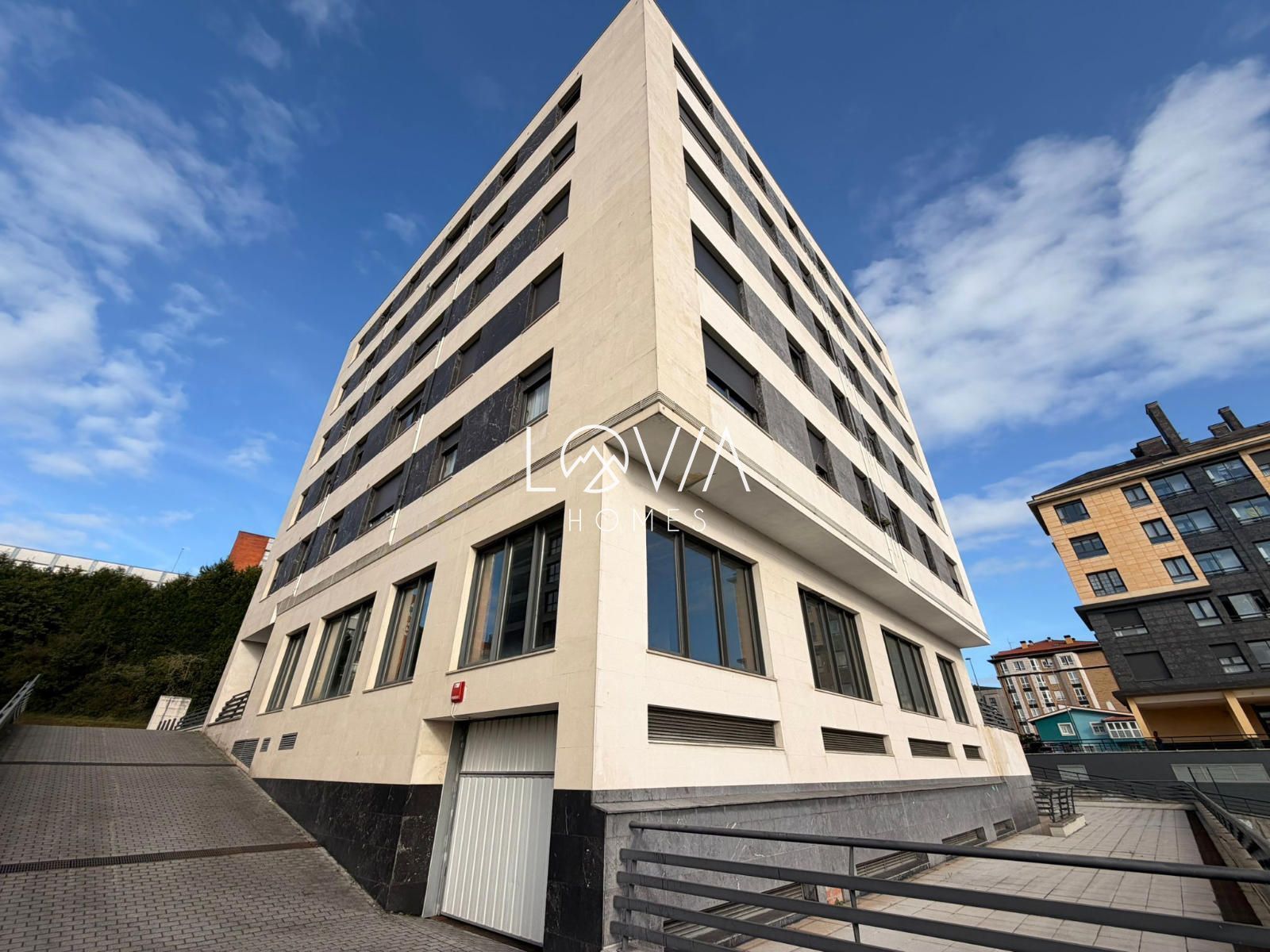 Vista exterior de Apartamento en venta en Avilés