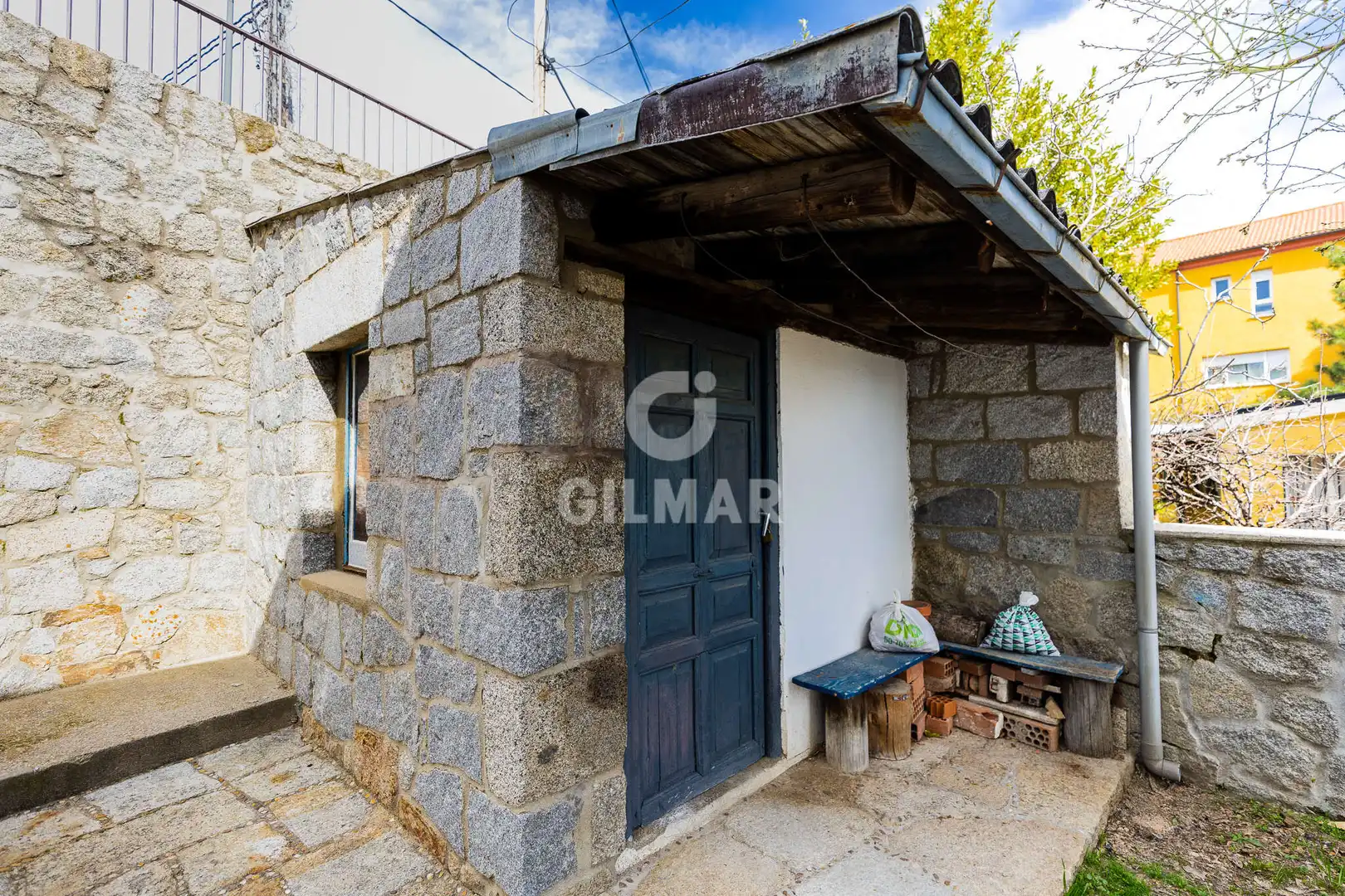 Exterior view of Detached homes for sale in San Lorenzo de El Escorial  with Private garden