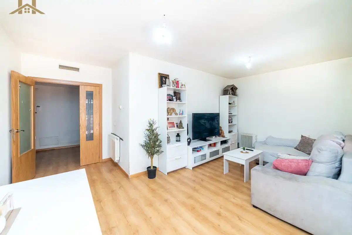Living room of Ground floor for sale in Navalcarnero  with Heating, Private garden and Parquet flooring