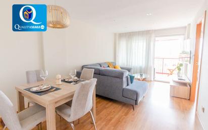 Schlafzimmer von Wohnungen zum verkauf in Alicante / Alacant mit Klimaanlage und Terrasse