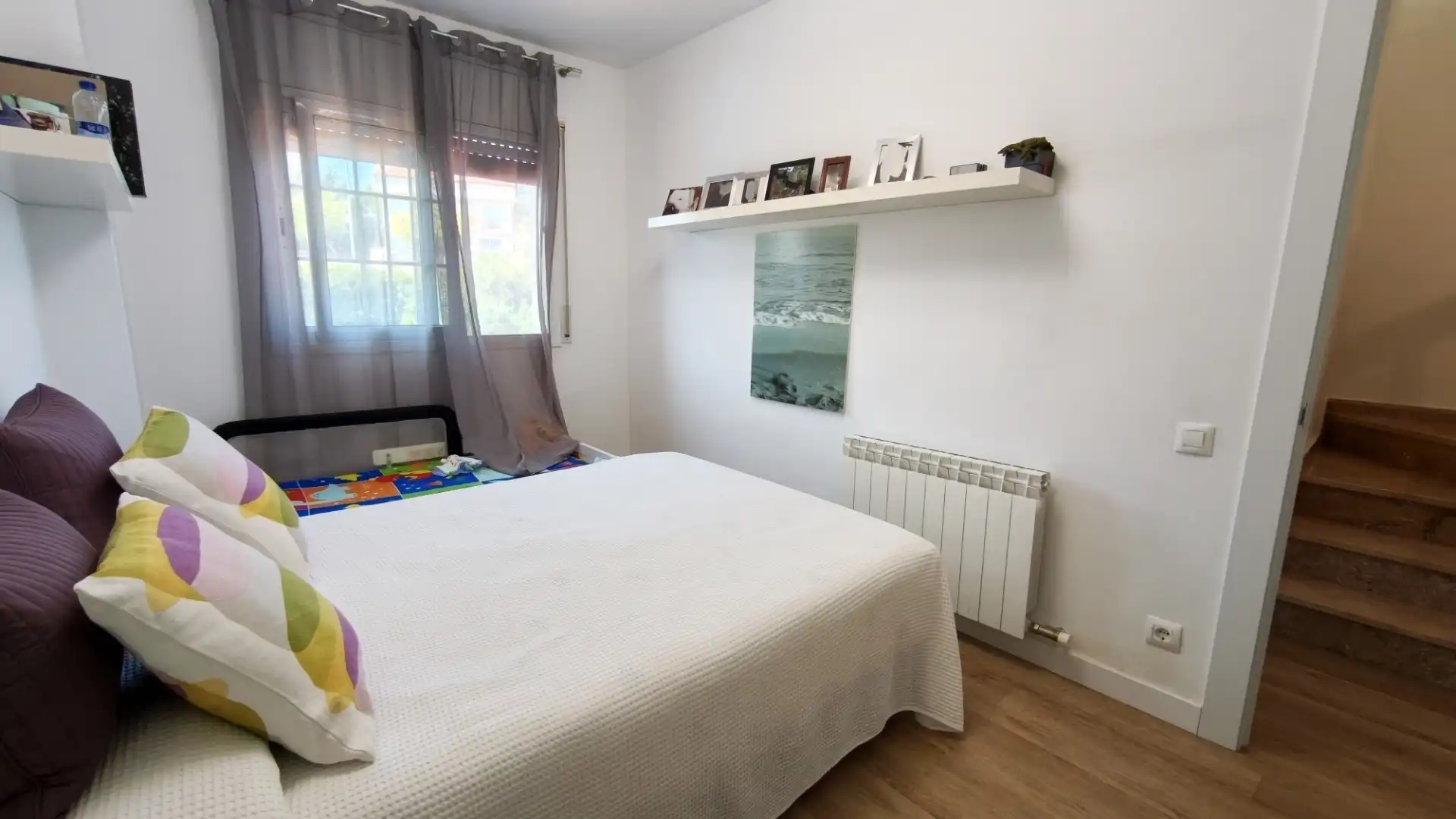 Habitación de Casa adosada en venta en Sant Salvador de Guardiola con Calefacción, Jardín privado y Parquet