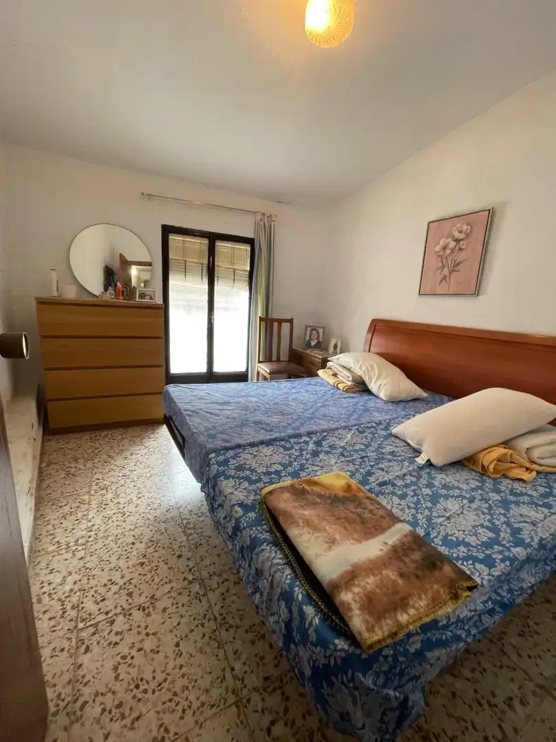 Habitación de Casa o chalet en venta en Calles con Amueblado