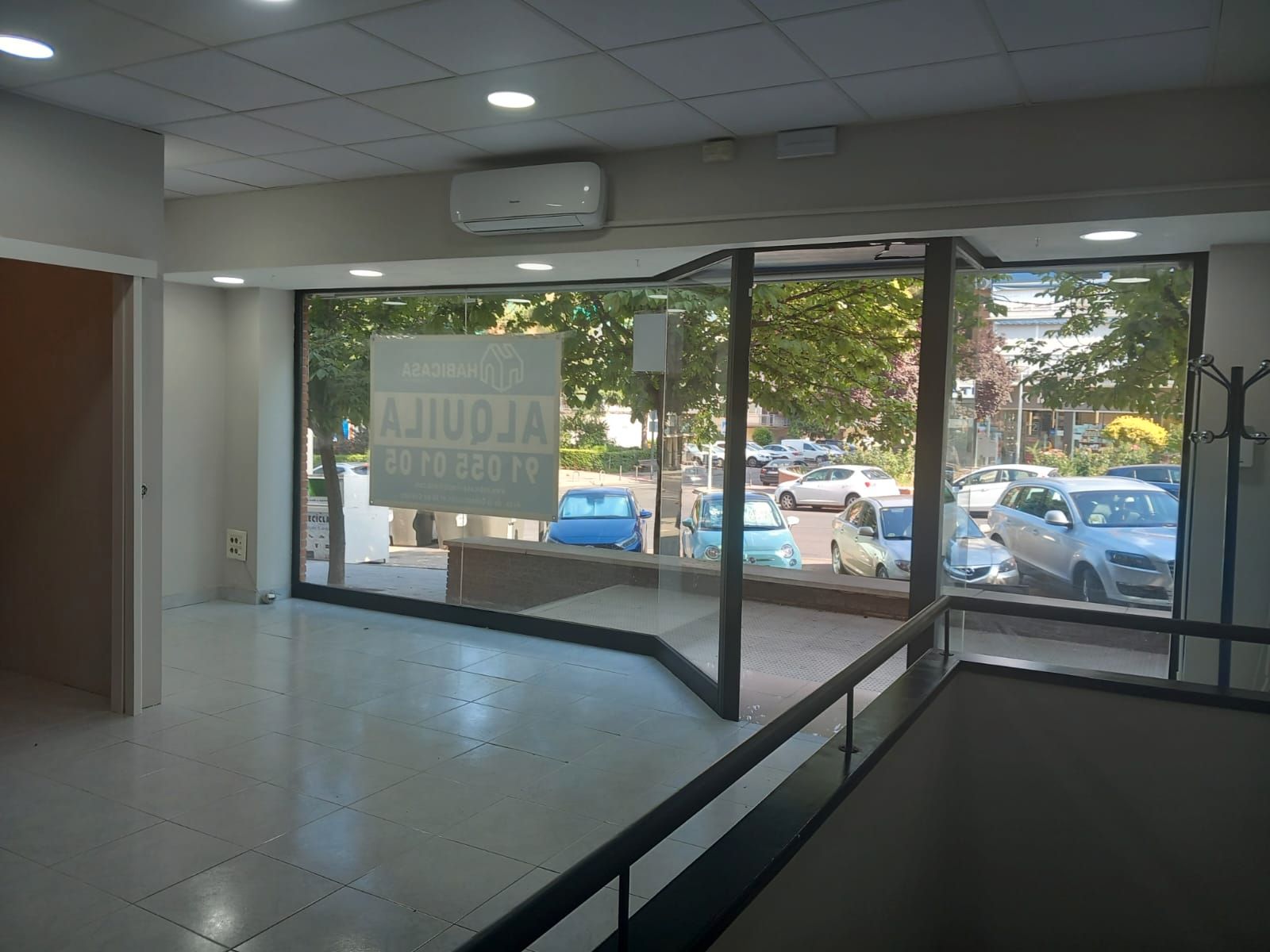 Premises to rent in Coslada  with Air Conditioner