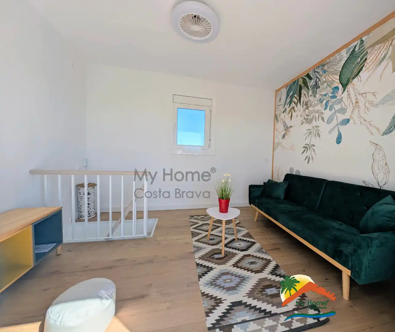 Sala d'estar de Casa o xalet en venda en Lloret de Mar amb Aire condicionat, Calefacció i Jardí privat