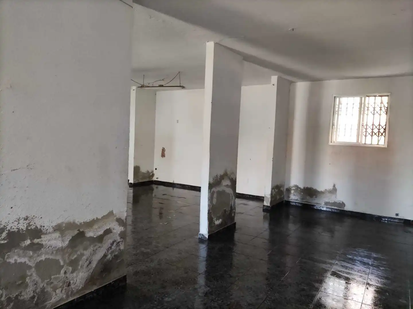 Local comercial en venta en C/ Riu Llobregat, imagen 4