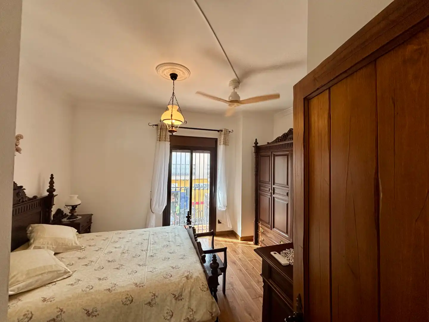 Schlafzimmer von Einfamilien-Reihenhaus zur Miete in Mijas mit Klimaanlage, Heizung und Möbliert