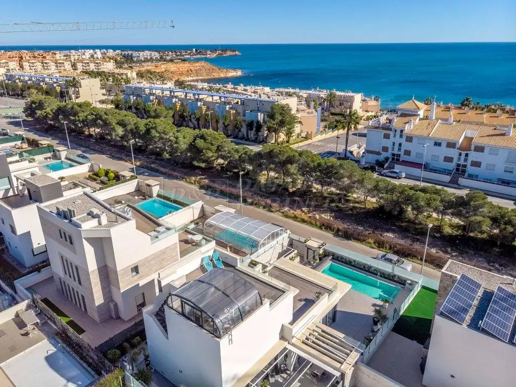 Xalet amb piscina en venda a Orihuela Costa, imagen 2